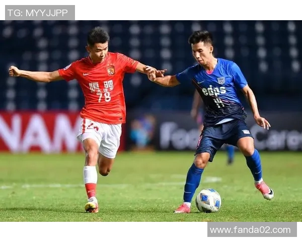 广州篮球队在联赛中的比赛经验与表现分析探讨